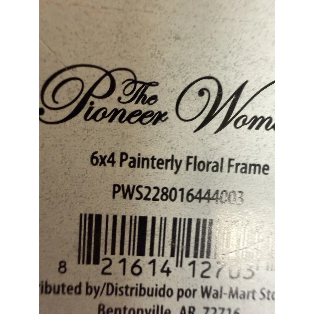 Pioneer Woman Home Sweet Home Towel & Painterly Floral 4x6 Frame Set
